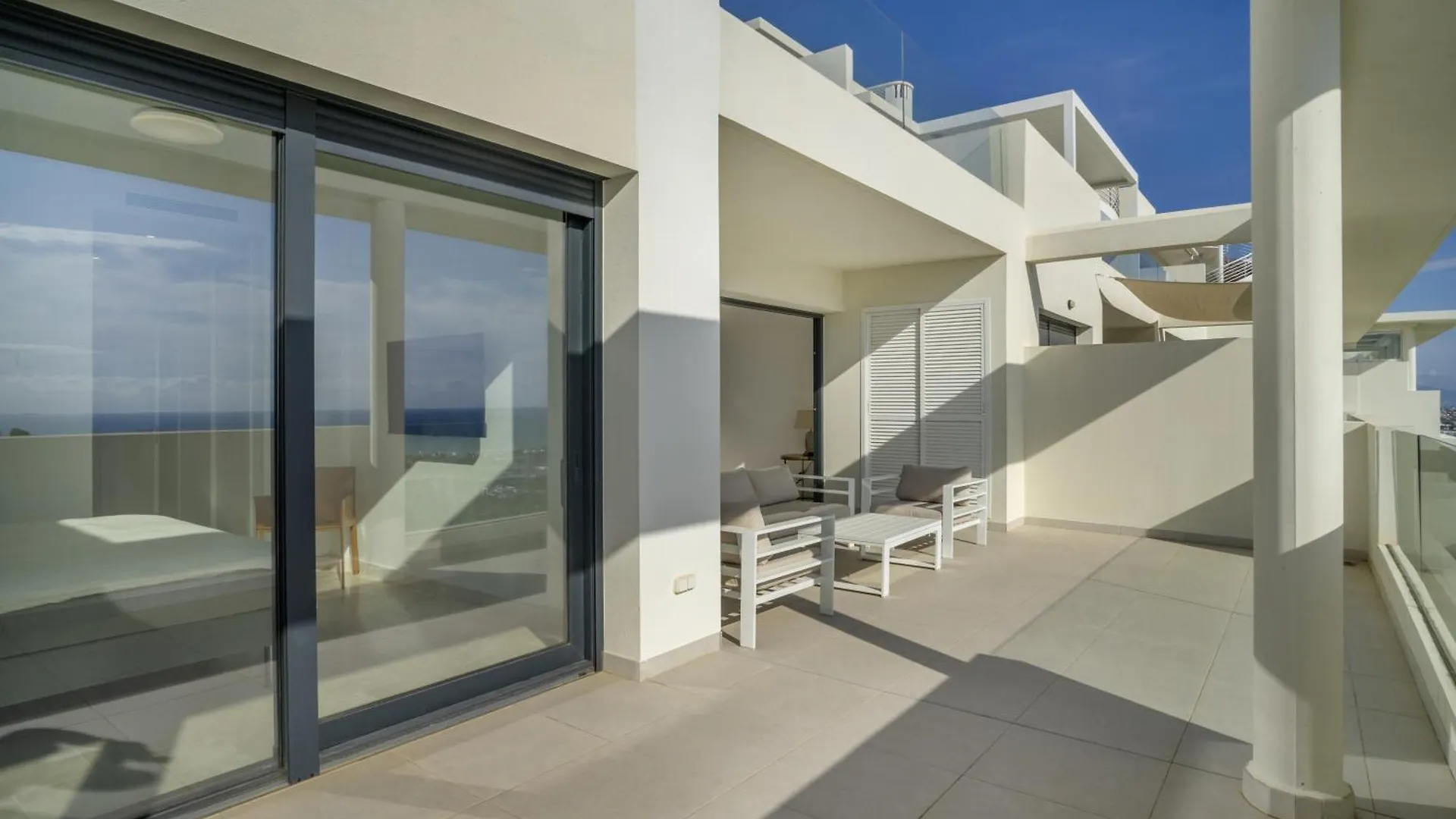 Apartment Theedgebythesea Fabulous Penthouse With Seaviews Estepona