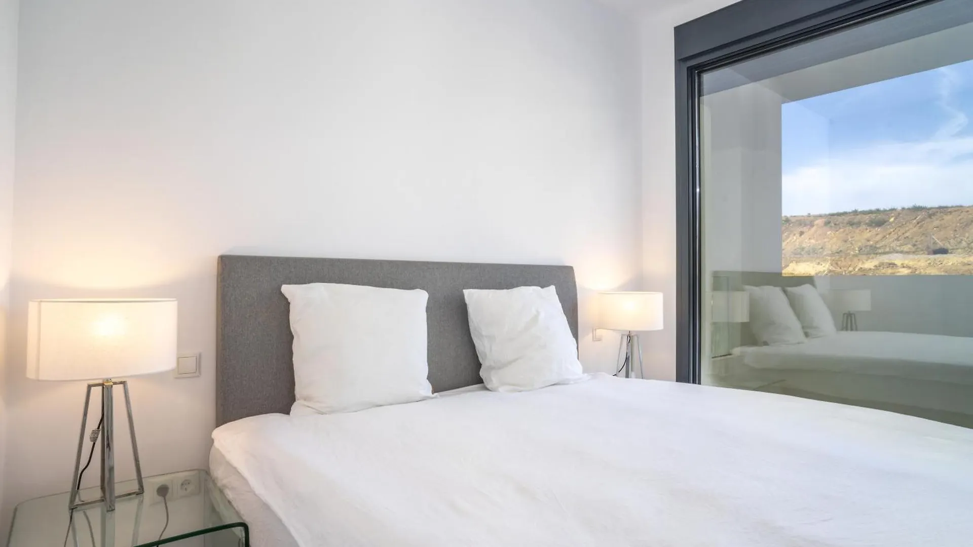 Theedgebythesea Fabulous Penthouse With Seaviews Estepona Apartment