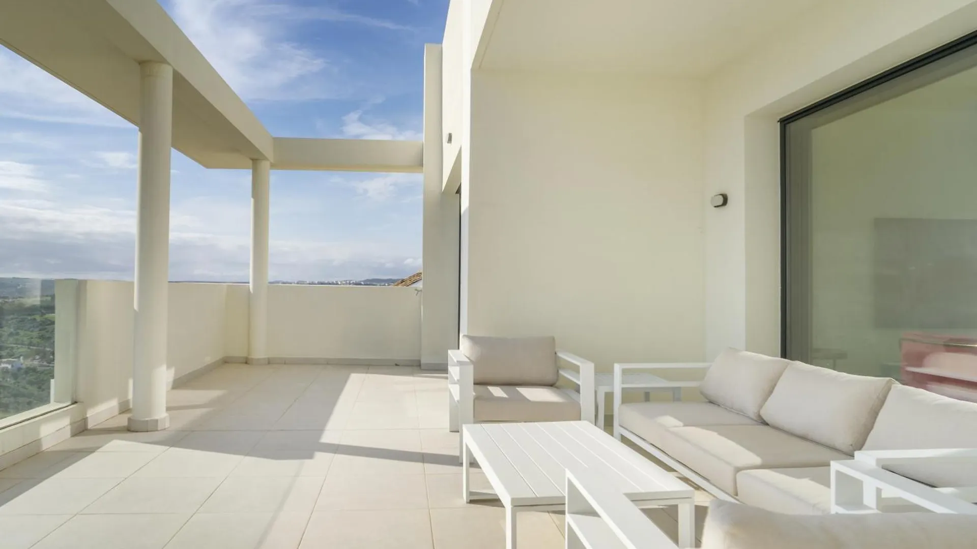 Apartment Theedgebythesea Fabulous Penthouse With Seaviews Estepona